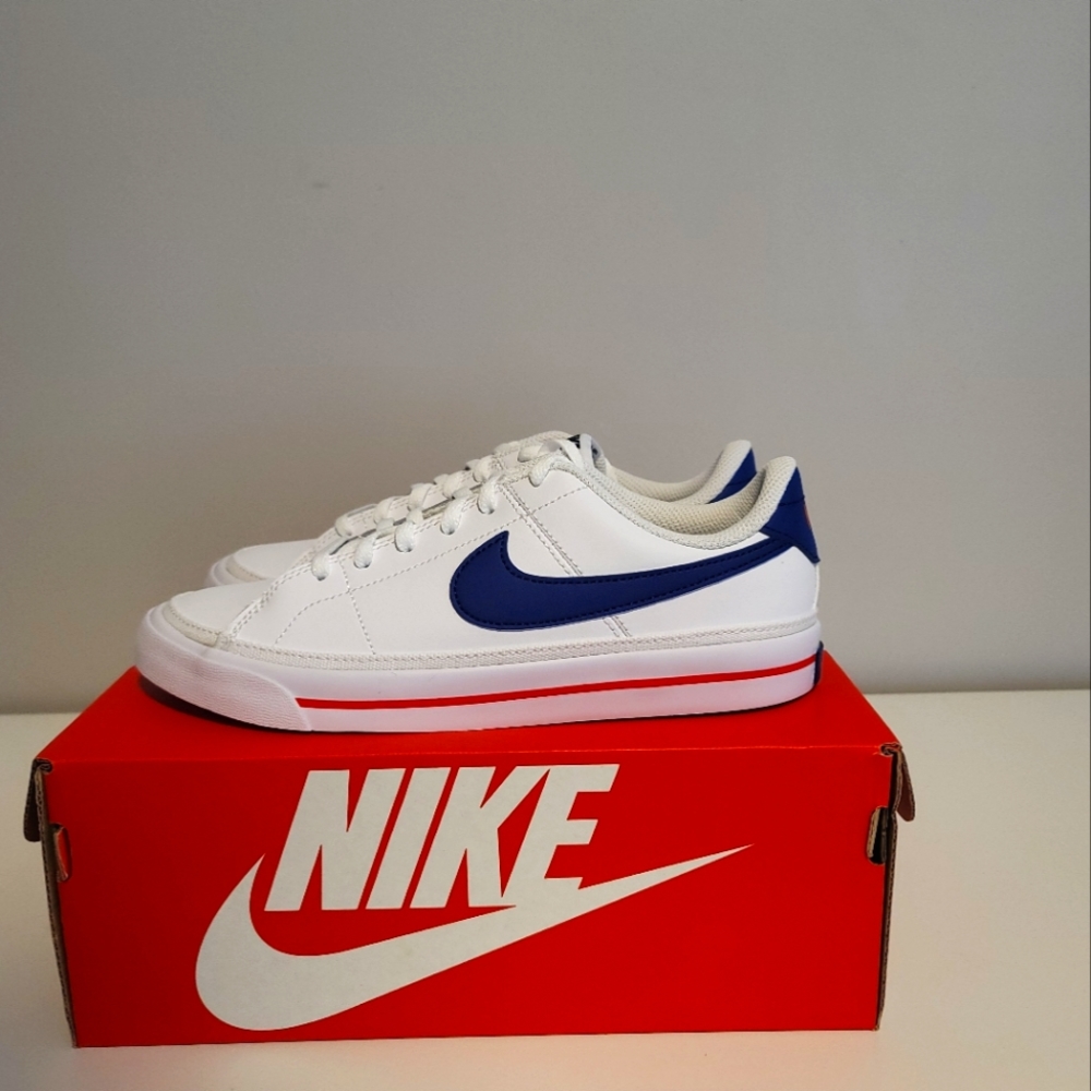 Big Kids' NIKE COURT LEGACY